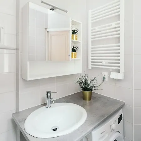 Daire Charming 1br Front Of Gare De Lyon
